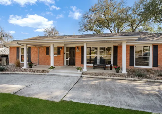 4th image of 1416 Wiltshire, Terrell Hills, TX 78209 | MLS# 1944712