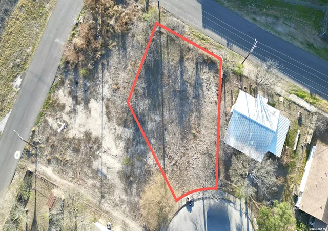 Photo 3 of Sale Pending at 474 Angela St, San Antonio, TX 78207 | MLS# 1944755 | Listing updated on 2026-04-15