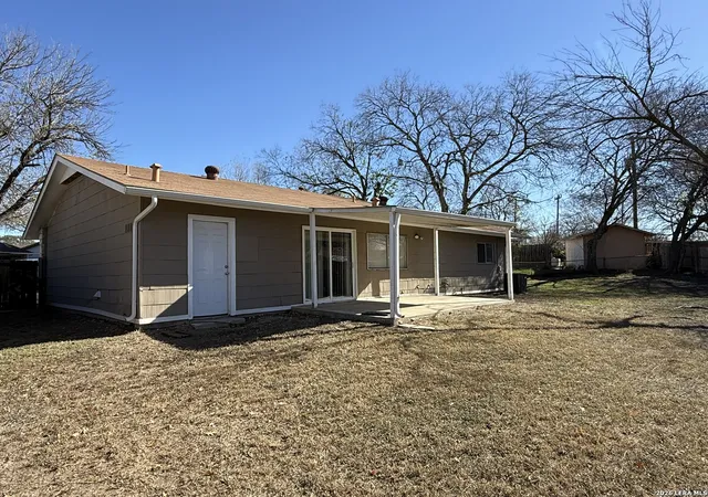 Photo 3 of Single family home for sale at 7006 Glen, San Antonio, TX 78239 | MLS# 1944791 | Listing updated on 2026-03-24