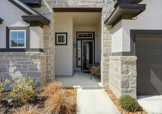 Photo 3 of Single family home for sale at 405 Corwin, Cibolo, TX 78108 | MLS# 1944816 | Listing updated on 2026-06-04