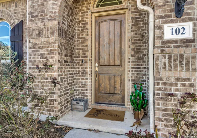 Photo 2 of Sale Pending at 102 Vail, Boerne, TX 78006 | MLS# 1944841 | Listing updated on 2026-04-04