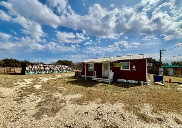 Photo 1 of Multi family home for sale at 505 4th St, Camp Wood, TX 78833 | MLS# 1944846 | Listing updated on 2026-04-20