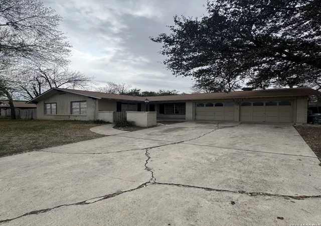 Photo 2 of Single family home for sale at 622 Trafalgar, San Antonio, TX 78216 | MLS# 1944857 | Listing updated on 2026-03-10