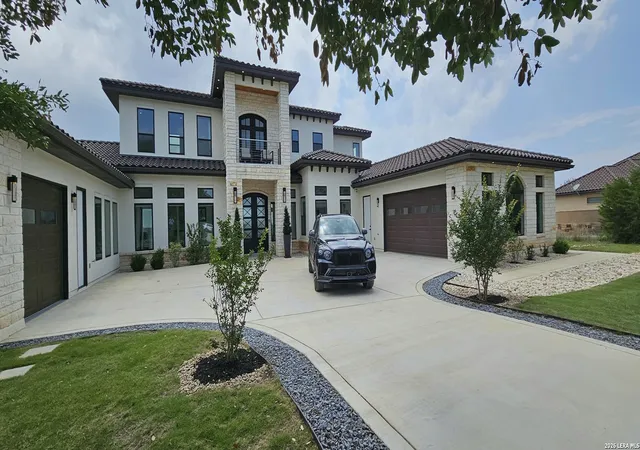 Photo 4 of Single family home for sale at 1178 Mystic Pkwy, Spring Branch, TX 78070 | MLS# 1944866 | Listing updated on 2026-08-20