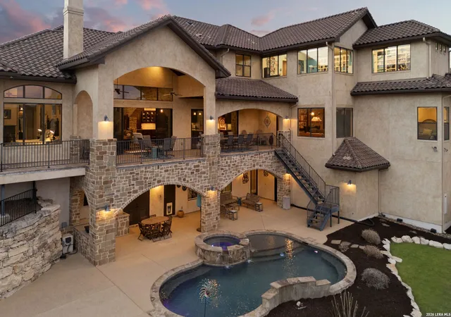 3rd image of 1039 Bluewater Pl, Spring Branch, TX 78070 | MLS# 1944868