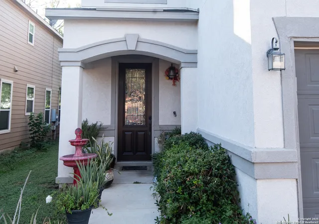 Photo 4 of Single family home for sale at 9643 Pleasanton Bluff, San Antonio, TX 78221 | MLS# 1944893 | Listing updated on 2026-04-23