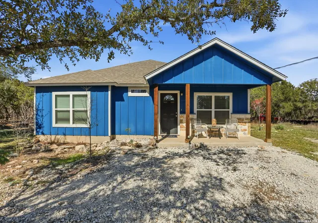 3rd image of 341 Ridge, Spring Branch, TX 78070 | MLS# 1944899