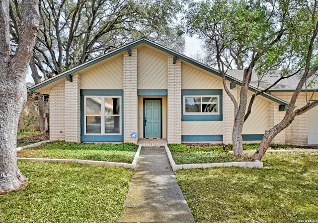 Photo 2 of Sale Pending at 2818 Oak Leigh, San Antonio, TX 78232 | MLS# 1944901 | Listing updated on 2026-03-16