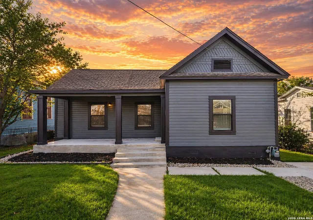 Photo 1 of Single family home for sale at 826 Dawson, San Antonio, TX 78202 | MLS# 1944964 | Listing updated on 2026-08-12