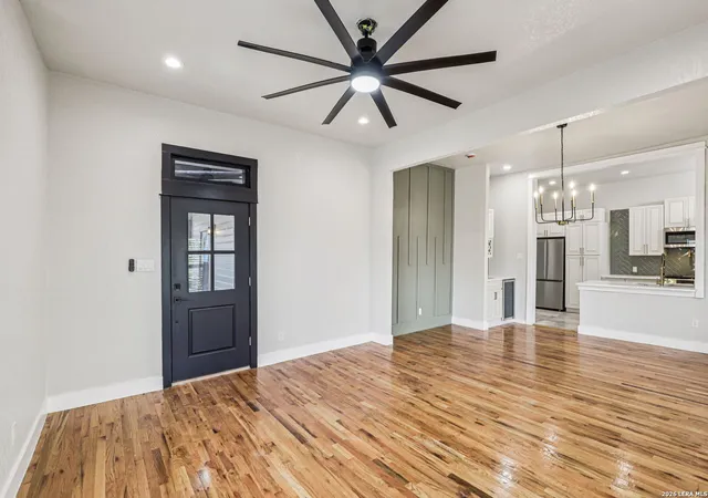 Photo 3 of Single family home for sale at 826 Dawson, San Antonio, TX 78202 | MLS# 1944964 | Listing updated on 2026-08-12