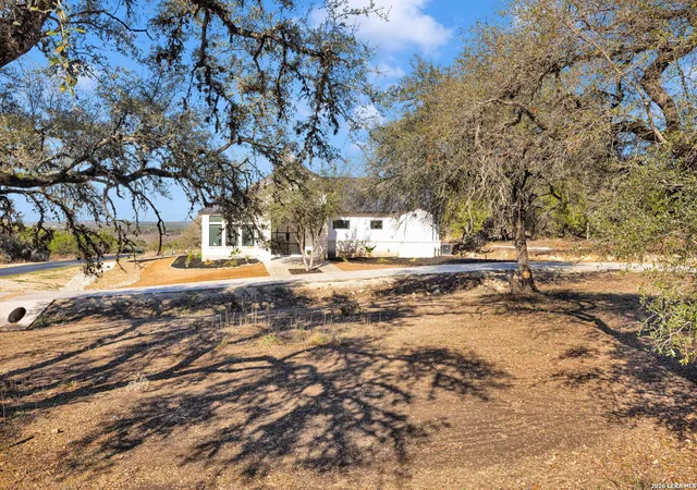 Photo 2 of Single family home for sale at 109 Upper River Pl, Spring Branch, TX 78070 | MLS# 1944984 | Listing updated on 2026-09-17