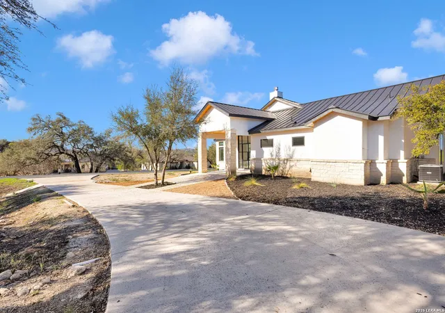 Photo 4 of Single family home for sale at 109 Upper River Pl, Spring Branch, TX 78070 | MLS# 1944984 | Listing updated on 2026-09-17