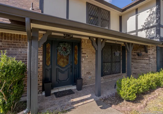 Photo 3 of Single family home for sale at 28417 Royal Ascot, Boerne, TX 78015 | MLS# 1945016 | Listing updated on 2026-05-27
