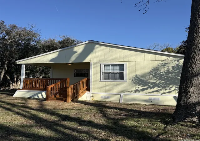 Photo 3 of Single family home for sale at 1316 39th, Temple, TX 76504 | MLS# 1945020 | Listing updated on 2026-03-24