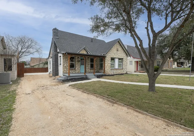 Photo 2 of Sale Pending at 1411 Mckinley, San Antonio, TX 78210 | MLS# 1945026 | Listing updated on 2026-03-24