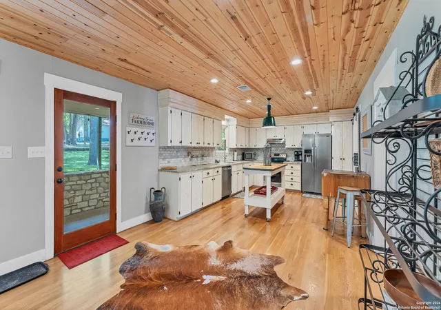 5th image of 606 Deer Lake Cove, Wimberley, TX 78676 | MLS# 1945112