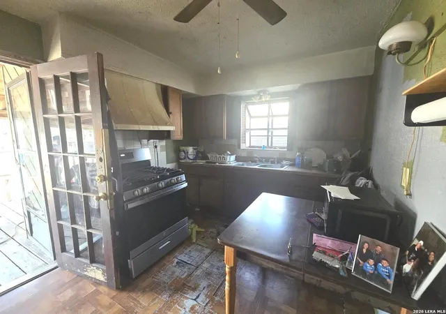 Photo 4 of Single family home for sale at 403 N San Felipe, San Antonio, TX 78228 | MLS# 1945113 | Listing updated on 2026-06-14