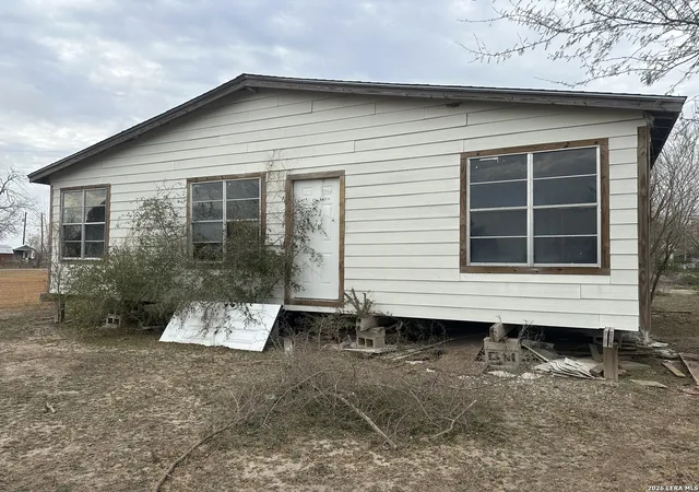 15th image of 313 Private Benito, Beeville, TX 78102 | MLS# 1945150