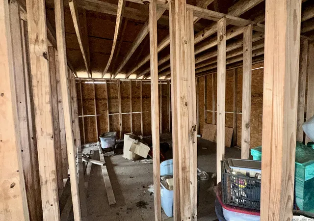 3rd image of 313 Private Benito, Beeville, TX 78102 | MLS# 1945150