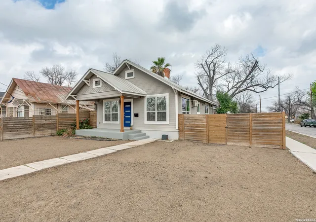 Photo 2 of Sale Pending at 1323 Nolan, San Antonio, TX 78202 | MLS# 1945183 | Listing updated on 2026-03-22