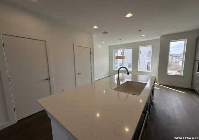 5th image of 102 Tendick #804, San Antonio, TX 78209 | MLS# 1945254