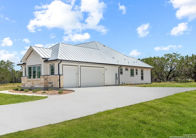 5th image of 3828 Palomino Springs, Bandera, TX 78003 | MLS# 1945278
