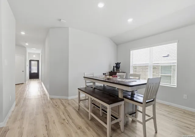 Photo 4 of Sale Pending at 5911 Akin Stroll, San Antonio, TX 78261 | MLS# 1945285 | Listing updated on 2026-05-06