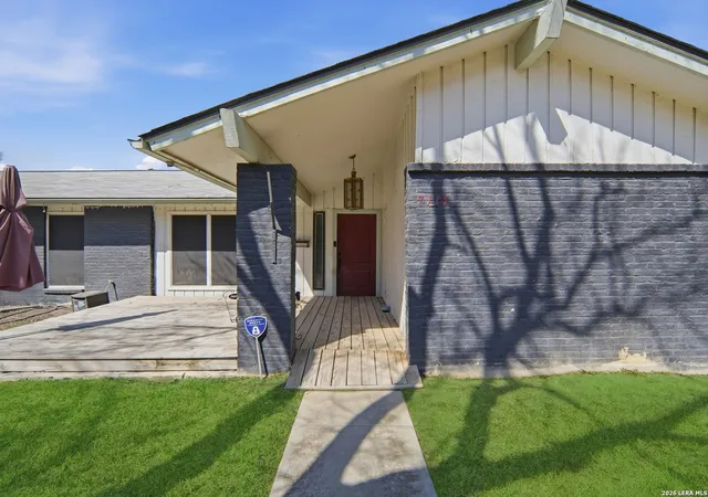 Photo 2 of Sale Pending at 7115 Forest Brk, San Antonio, TX 78240 | MLS# 1945293 | Listing updated on 2026-10-26