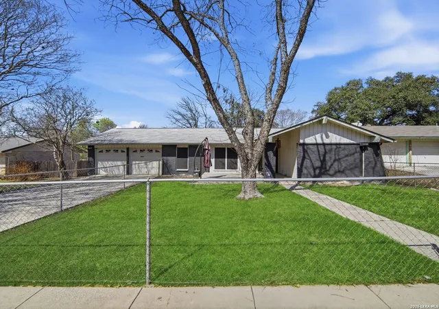 Photo 1 of Sale Pending at 7115 Forest Brk, San Antonio, TX 78240 | MLS# 1945293 | Listing updated on 2026-10-26
