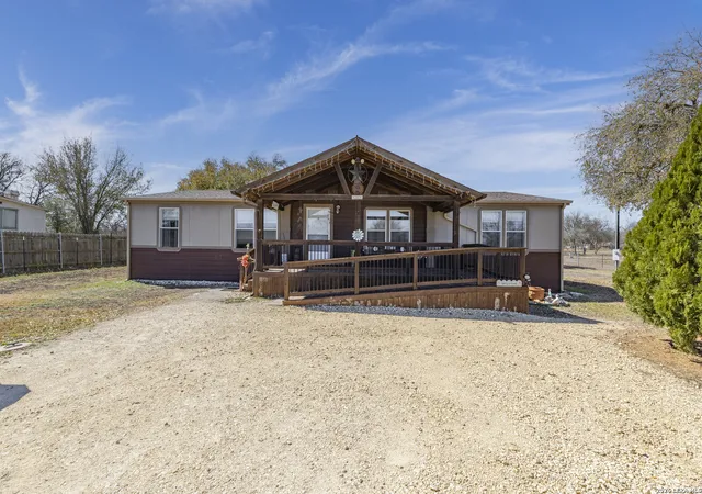 Homes for sale in Hondo, TX | 494 County Road 4638, Hondo, TX 78861 | MLS# 1945310
