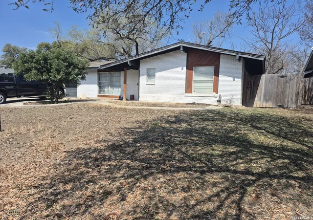 Photo 2 of Sale Pending at 315 Colwyn, San Antonio, TX 78216 | MLS# 1945319 | Listing updated on 2026-03-05
