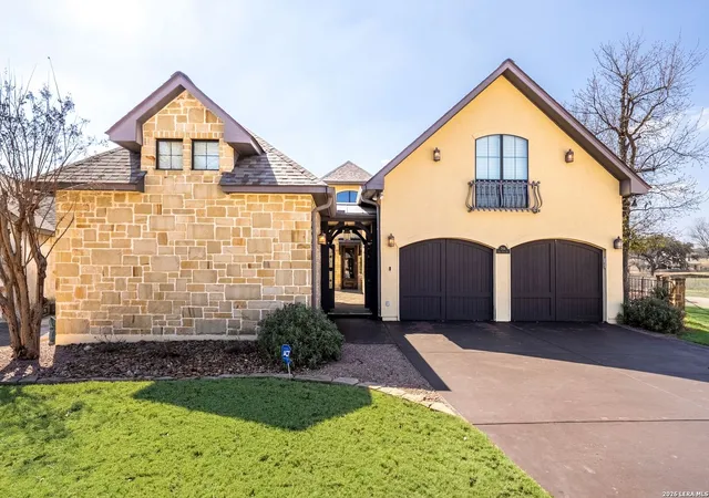 Photo 3 of Single family home for sale at 2916 Rock Barn, Kerrville, TX 78028 | MLS# 1945323 | Listing updated on 2026-07-10