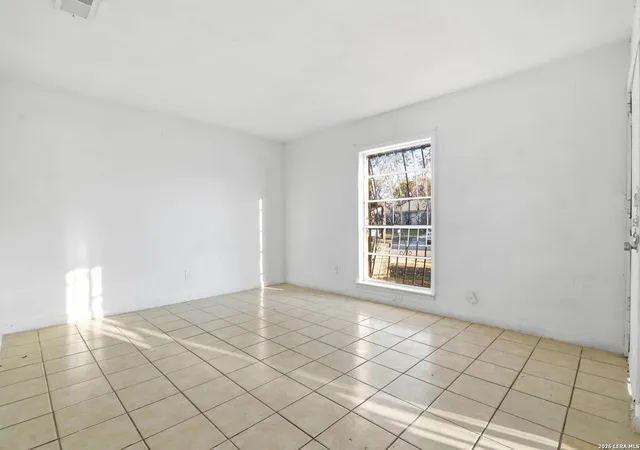 Photo 3 of Single family home for sale at 4923 Waycross Ln, San Antonio, TX 78220 | MLS# 1945329 | Listing updated on 2026-03-13
