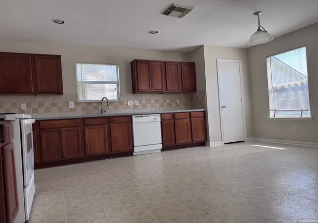 2nd image of 18223 Fair Grange, Cypress, TX 77433 | MLS# 1945338