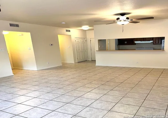 Photo 4 of Sale Pending at 501 Dukeway, Universal City, TX 78148 | MLS# 1945345 | Listing updated on 2026-03-19