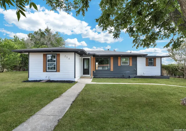 Photo 2 of Sale Pending at 250 Lilla Jean, San Antonio, TX 78223 | MLS# 1945395 | Listing updated on 2026-03-13