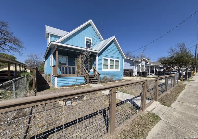 Homes for sale in San Antonio, TX | 319 Burleson, San Antonio, TX 78202 | MLS# 1945409