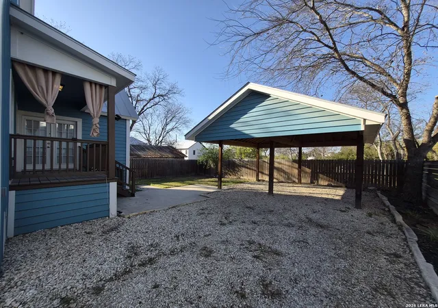 Homes for sale in San Antonio, TX | 319 Burleson, San Antonio, TX 78202 | MLS# 1945409