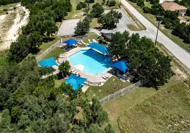 20th image of 321 Blackbird Dr, Spring Branch, TX 78070 | MLS# 1945411