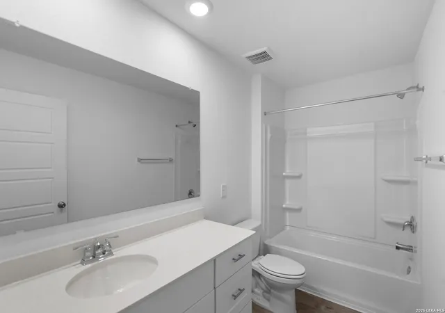 Photo 2 of Single family home for sale at 441 Raven Row, Marion, TX 78124 | MLS# 1945463 | Listing updated on 2026-09-01