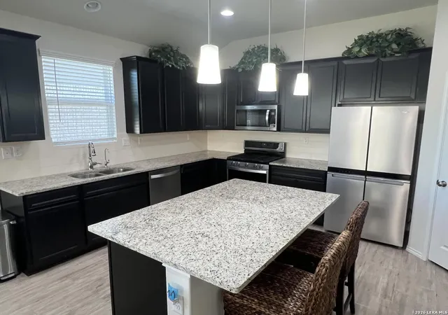 Photo 3 of Sale Pending at 326 Aberdeen, Boerne, TX 78015 | MLS# 1945470 | Listing updated on 2026-03-12