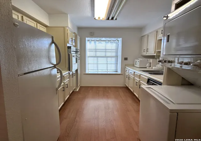 5th image of 7834 Broadway #304, San Antonio, TX 78209 | MLS# 1945502