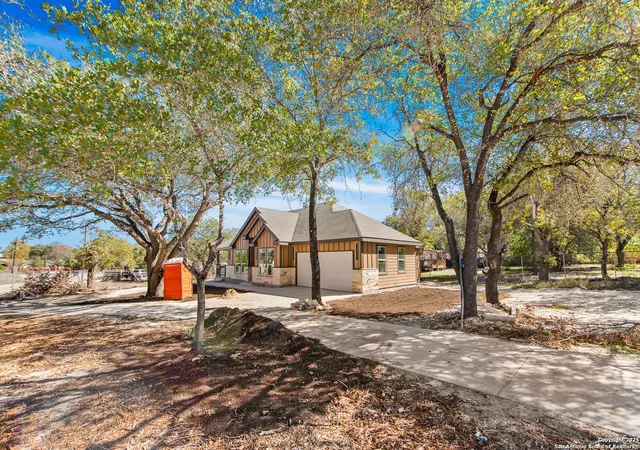 Photo 4 of Sale Pending at 23102 Shady Forest, Elmendorf, TX 78112 | MLS# 1945503 | Listing updated on 2026-05-06
