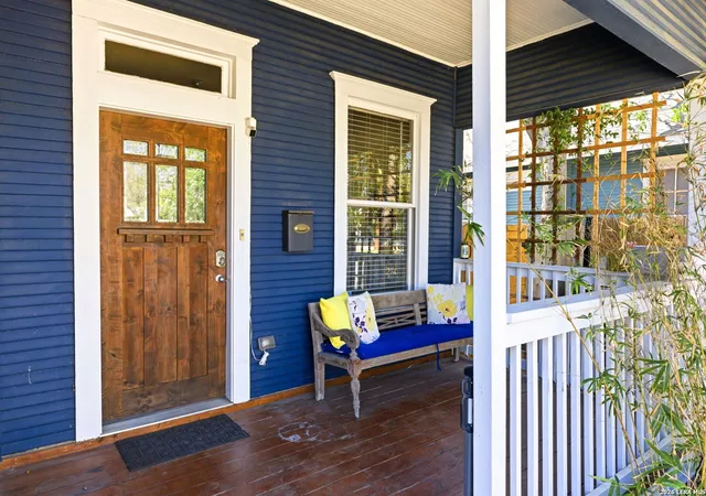 Photo 2 of Sale Pending at 528 Devine, San Antonio, TX 78210 | MLS# 1945536 | Listing updated on 2026-03-20