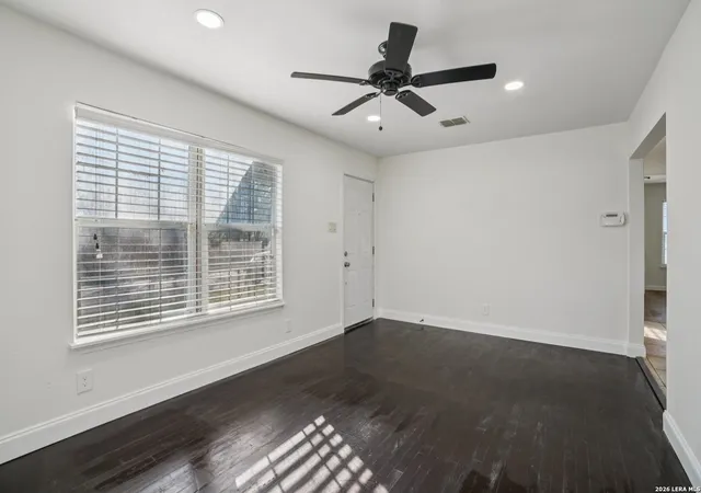 Photo 4 of Sale Pending at 714 S Milam St, Seguin, TX 78155 | MLS# 1945545 | Listing updated on 2026-04-06