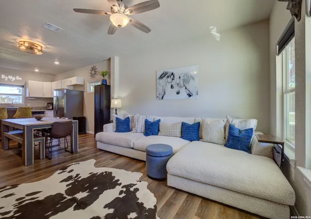 Photo 4 of Single family home for sale at 1577 Whispering Hills, Canyon Lake, TX 78133 | MLS# 1945554 | Listing updated on 2026-09-16