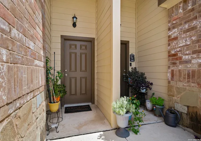 4th image of 1100/1102 Stanley, Seguin, TX 78155 | MLS# 1945640