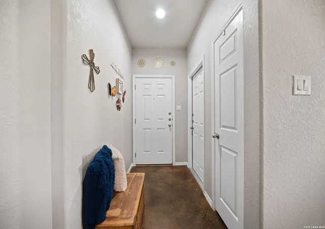 5th image of 1100/1102 Stanley, Seguin, TX 78155 | MLS# 1945640