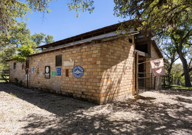 5th image of 132 Ridge, Boerne, TX 78006 | MLS# 1945664