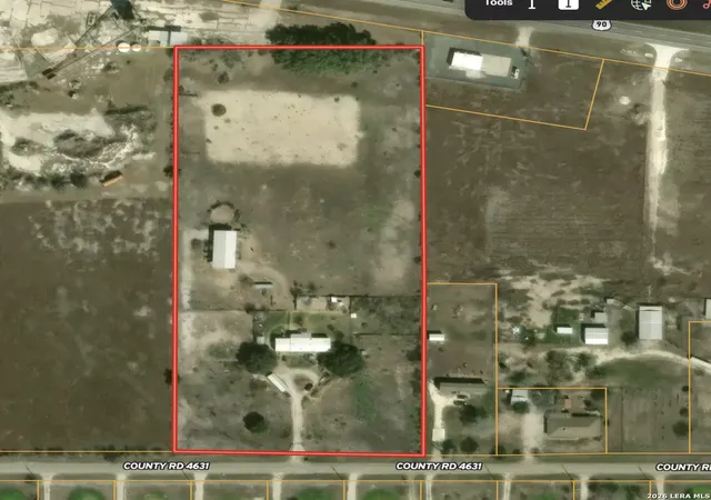 4th image of 235 County Road 4631, Hondo, TX 78861 | MLS# 1945726